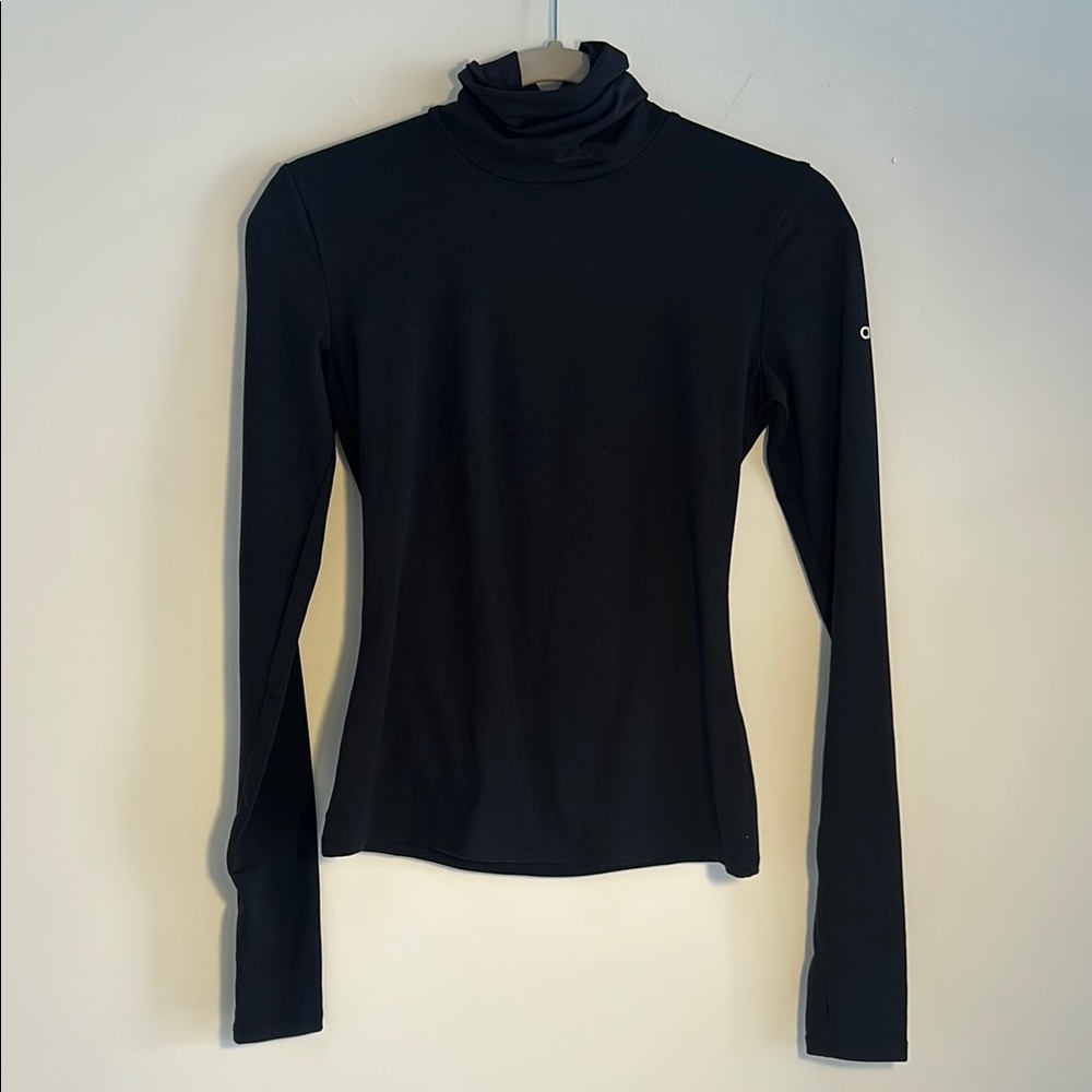 ALO Black turtleneck